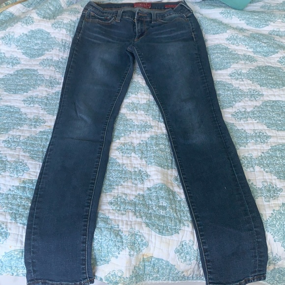 2 pairs of lucky jeans! Size 2 - Picture 3 of 5